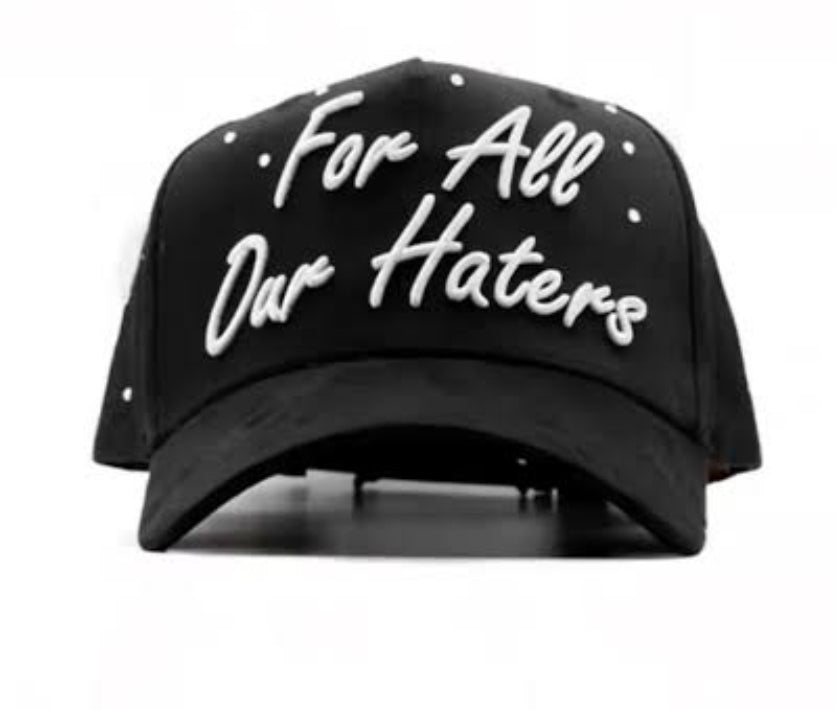 Colaboración: Dandy Hats y Tombochio.